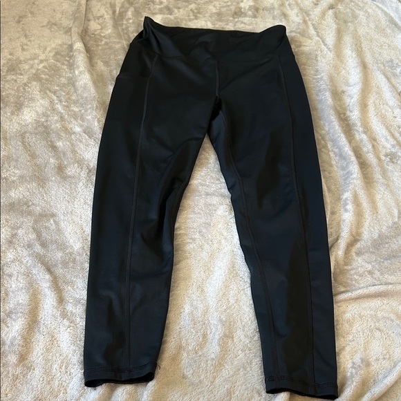Lilly Pulitzer luxletic workout legging in black - Picture 1 of 7